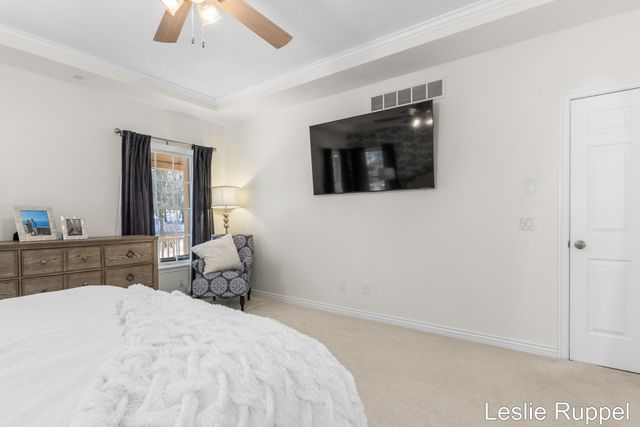 7913 Jonathan Woods Drive SE, Ada, MI 49301