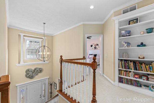 7913 Jonathan Woods Drive SE, Ada, MI 49301