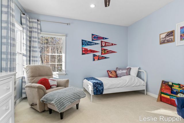 7913 Jonathan Woods Drive SE, Ada, MI 49301