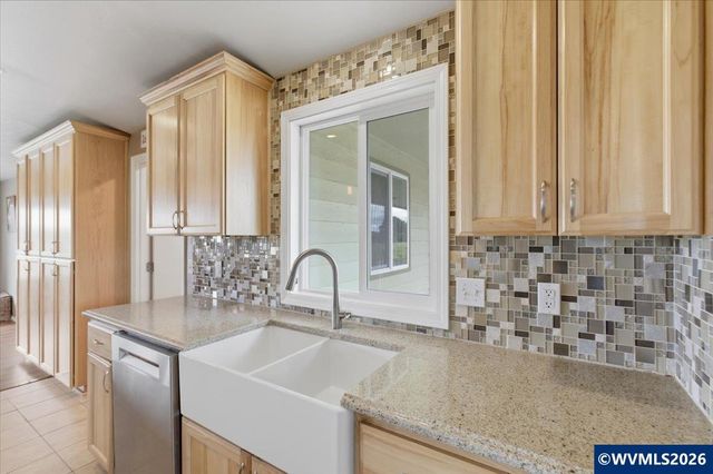 39129 Groshong Rd NE, Albany, OR 97321