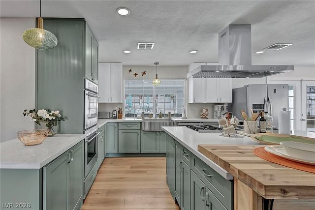 1400 Maria Elena Drive, Las Vegas, NV 89104