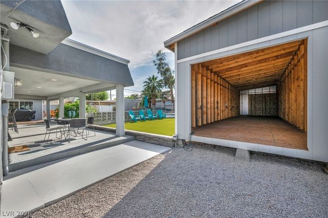 1400 Maria Elena Drive, Las Vegas, NV 89104