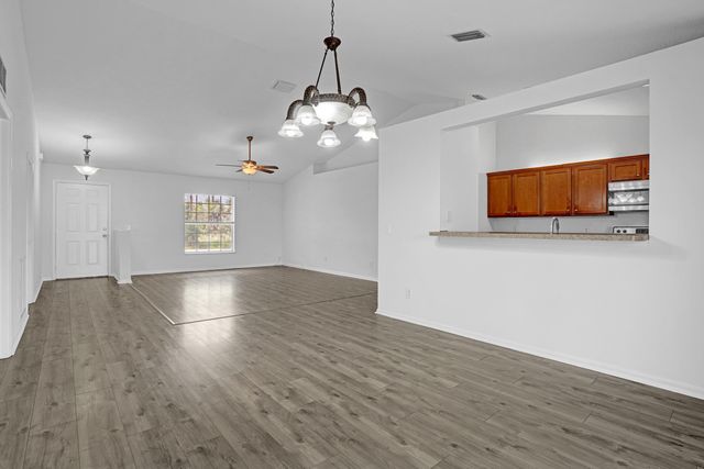 2125 SW Salvatierra Boulevard, Port St. Lucie, Port St Lucie, FL 34987