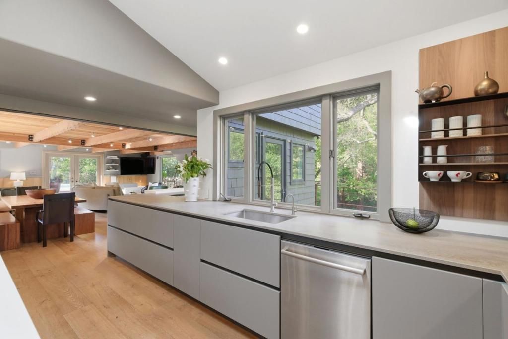 Image 16 of property listing at 13651 Pierce Road, Saratoga, CA 95070