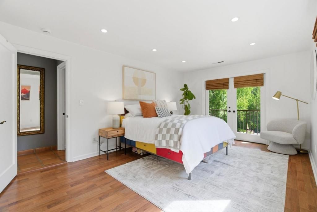 Image 25 of property listing at 13651 Pierce Road, Saratoga, CA 95070