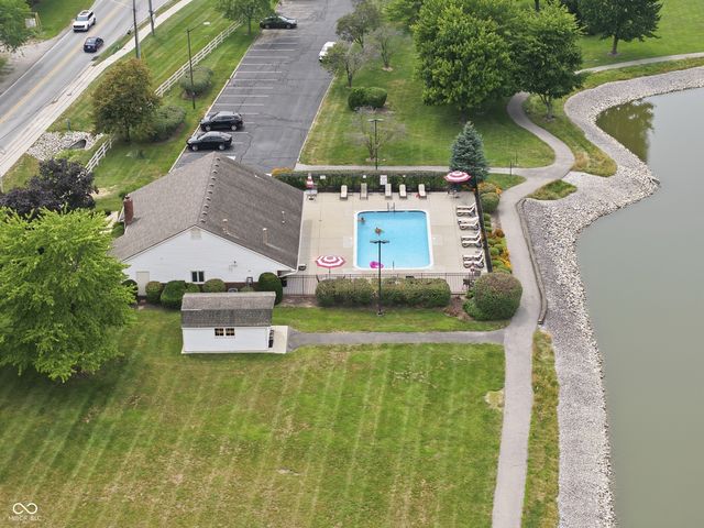 7548 Castleton Farms West Drive, Indianapolis, IN 46256