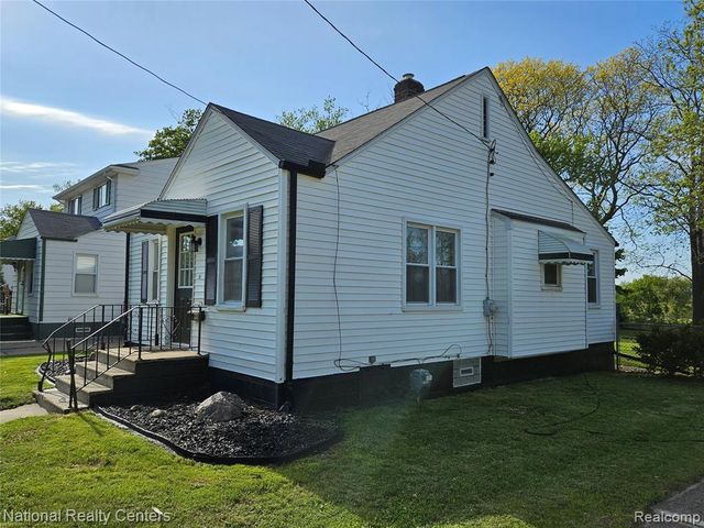 317 Michigan Avenue, Pontiac, MI 48342