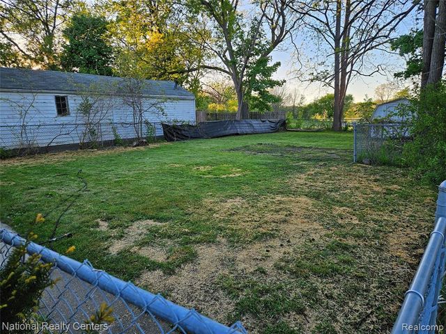 317 Michigan Avenue, Pontiac, MI 48342