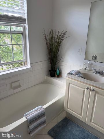 21120 ADIRONDACK TER, Ashburn, VA 20147