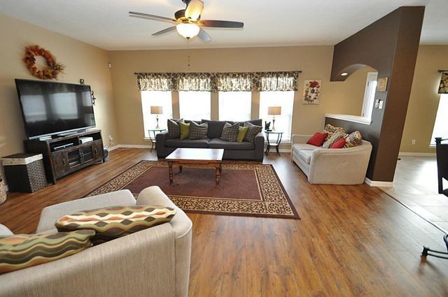 2931 Silver Landing Lane, Dickinson, TX 77539