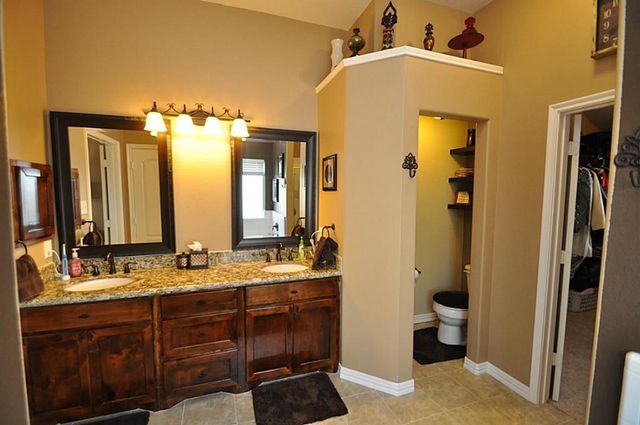 2931 Silver Landing Lane, Dickinson, TX 77539