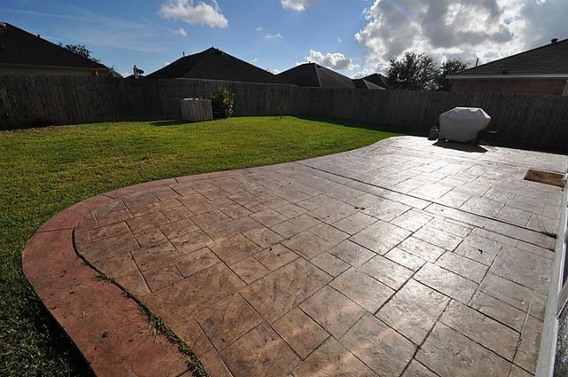 2931 Silver Landing Lane, Dickinson, TX 77539