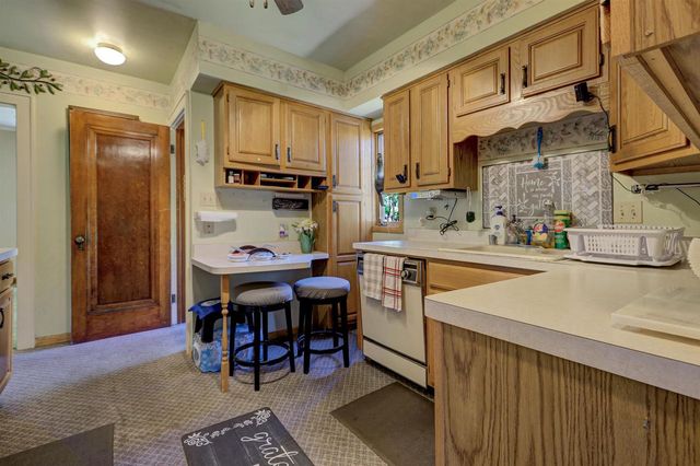 1738 N ERB STREET, Appleton, WI 54911