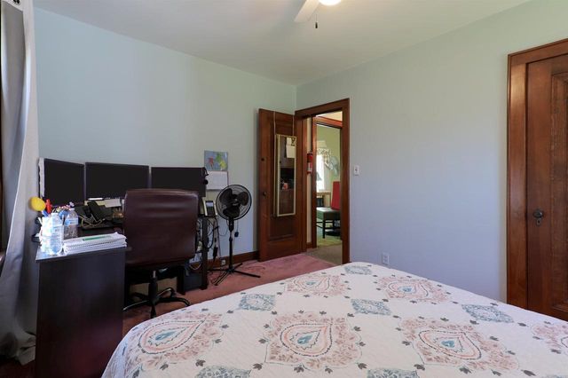 1738 N ERB STREET, Appleton, WI 54911