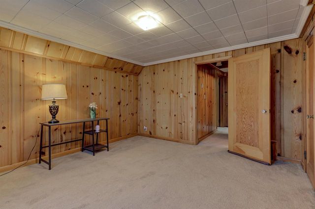 1738 N ERB STREET, Appleton, WI 54911