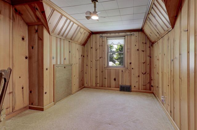 1738 N ERB STREET, Appleton, WI 54911