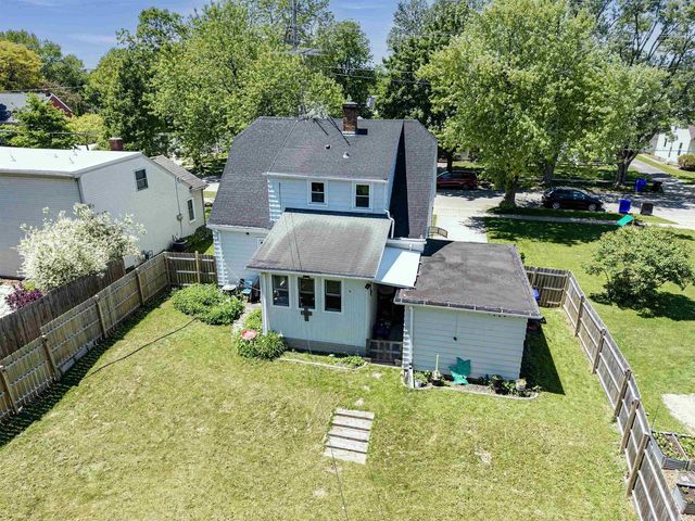 1738 N ERB STREET, Appleton, WI 54911