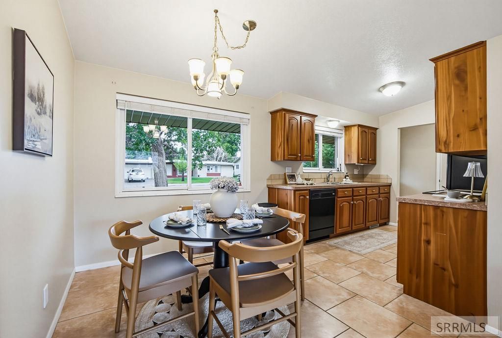 Image 23 of property listing at 1725 Rainier Street, Idaho Falls, ID 83402