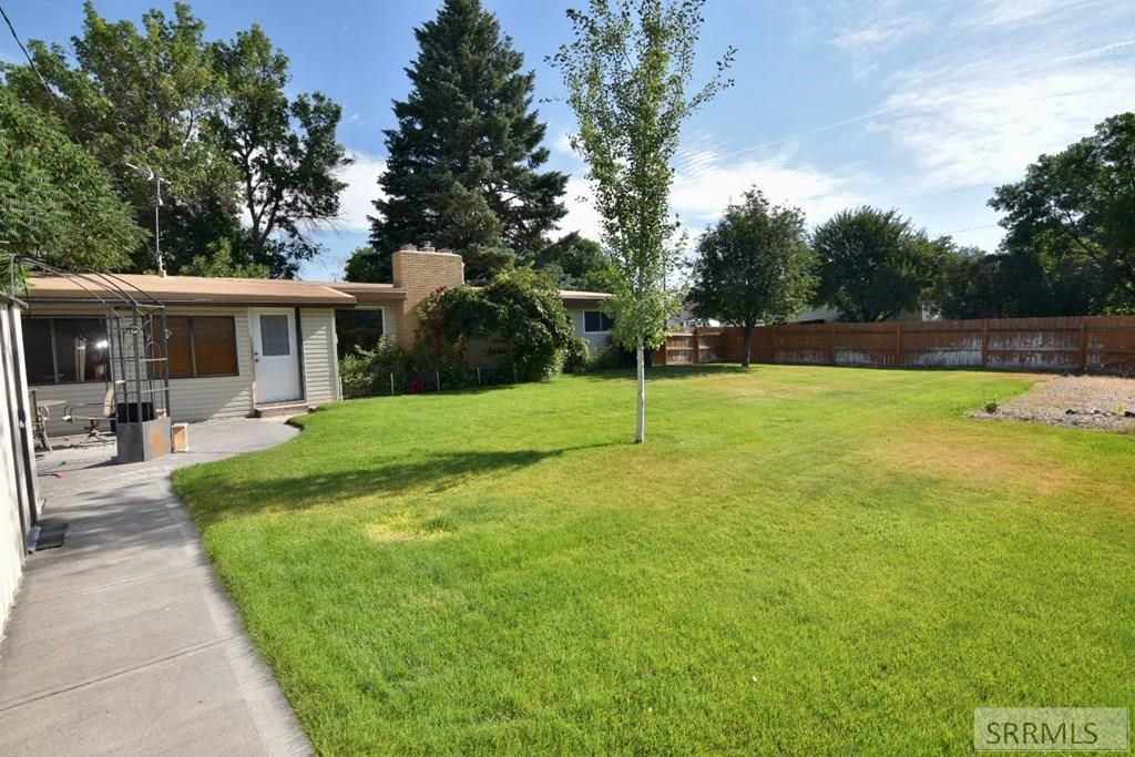 Image 9 of property listing at 1725 Rainier Street, Idaho Falls, ID 83402