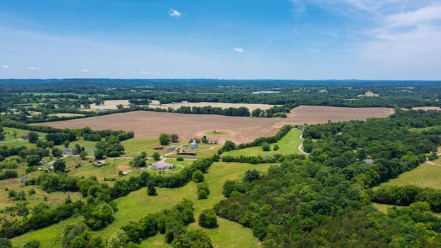 332 Coble Rd, Shelbyville, TN 37160
