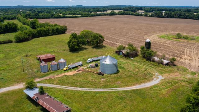 332 Coble Rd, Shelbyville, TN 37160