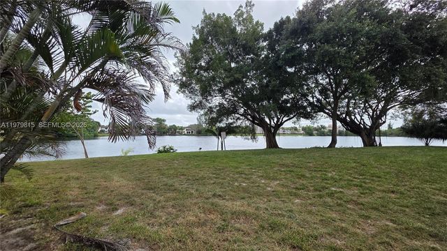3360 Spanish Moss Ter 104, Lauderhill, FL 33319