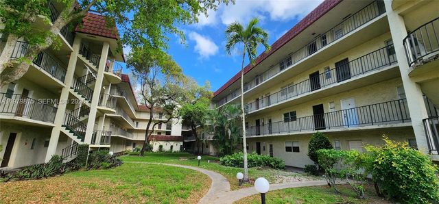 3360 Spanish Moss Ter 104, Lauderhill, FL 33319