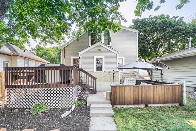 454 4th Avenue S, South Saint Paul, MN 55075