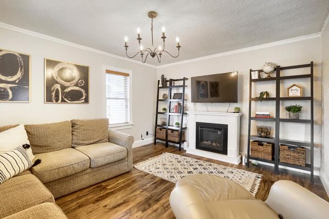 454 4th Avenue S, South Saint Paul, MN 55075