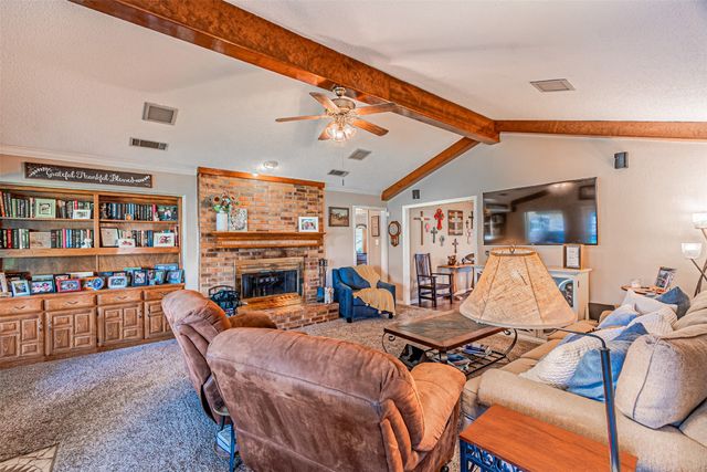 603 Roaring Creek Circle, Oak Leaf, TX 75154