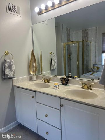 15153 DEER VALLEY TER, Silver Spring, MD 20906