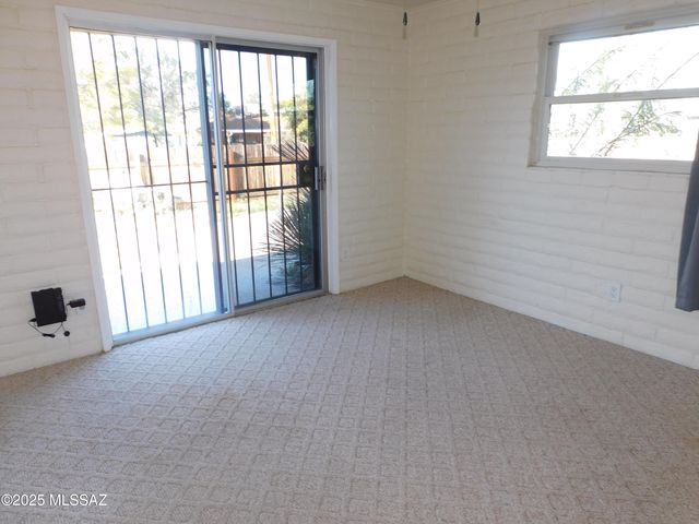 104 N Neff Place, Pearce, AZ 85625