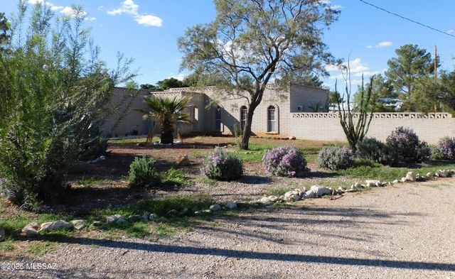 104 N Neff Place, Pearce, AZ 85625
