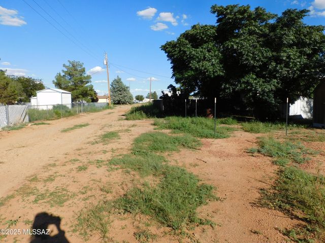 104 N Neff Place, Pearce, AZ 85625