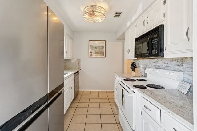 1202 N Sharpshire Drive, Waxahachie, TX 75165