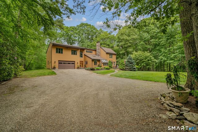 18 South Road, Bozrah, CT 06334