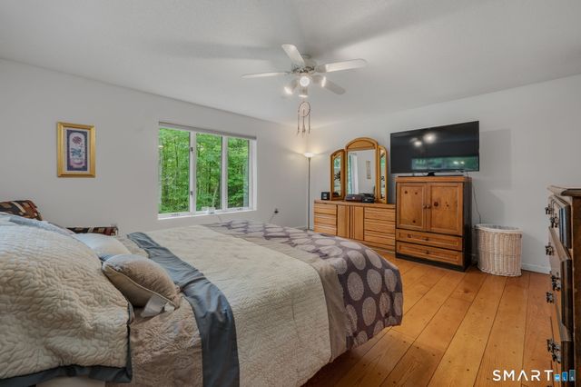 18 South Road, Bozrah, CT 06334