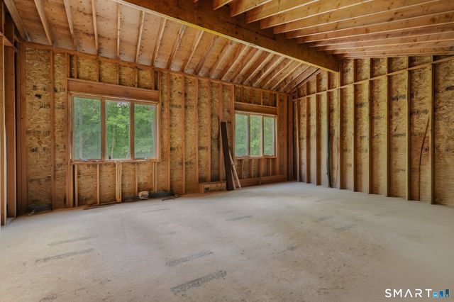 18 South Road, Bozrah, CT 06334