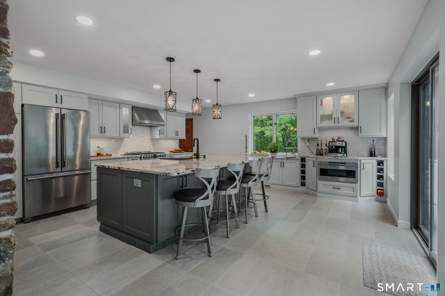 18 South Road, Bozrah, CT 06334