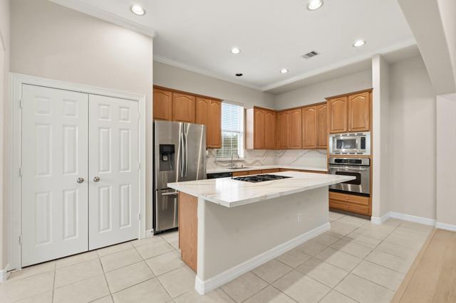 14110 Avongate Lane, Houston, TX 77082