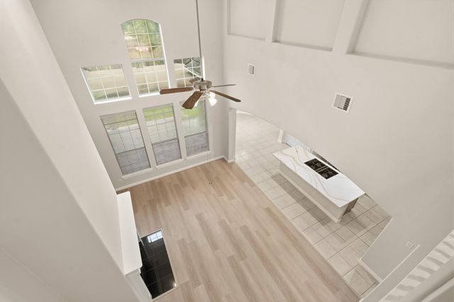 14110 Avongate Lane, Houston, TX 77082