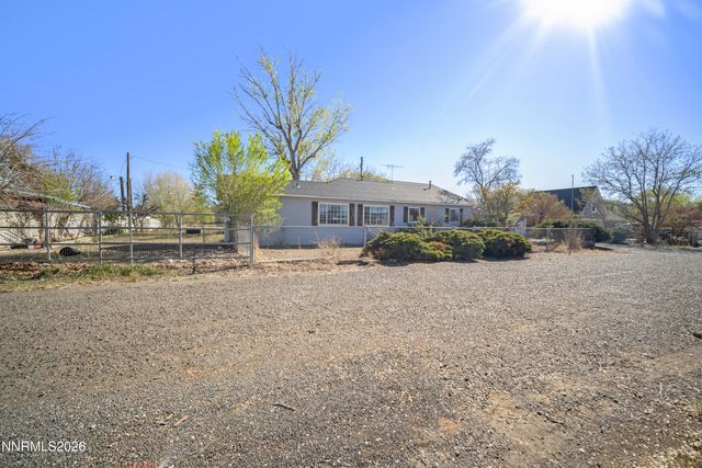 940 Curtis Place, Fernley, NV 89408