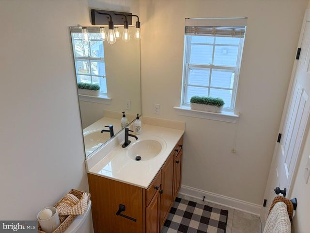 537 MAY ST, Pottstown, PA 19464