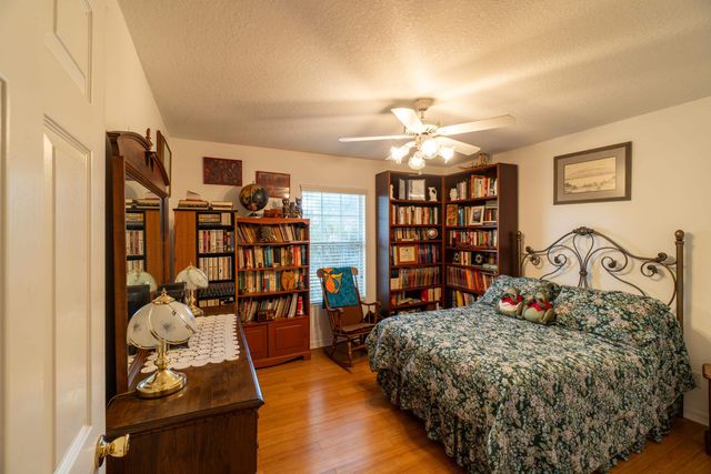 240 Micklers Rd, St Augustine, FL 32080