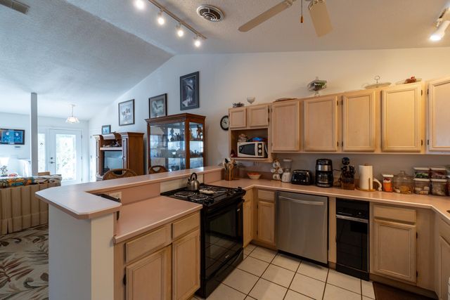 240 Micklers Rd, St Augustine, FL 32080