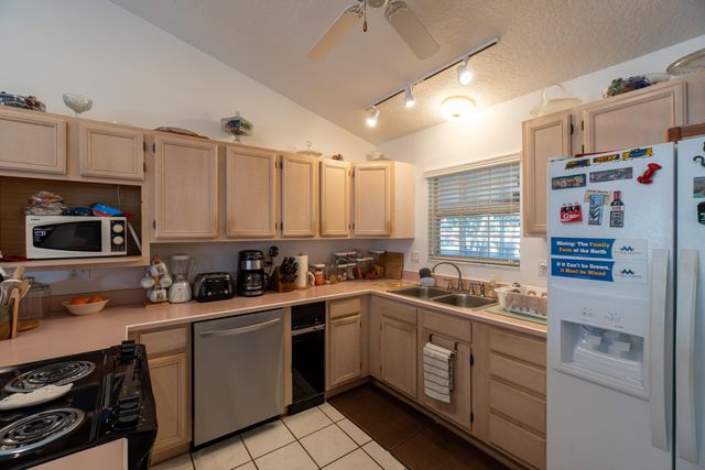 240 Micklers Rd, St Augustine, FL 32080