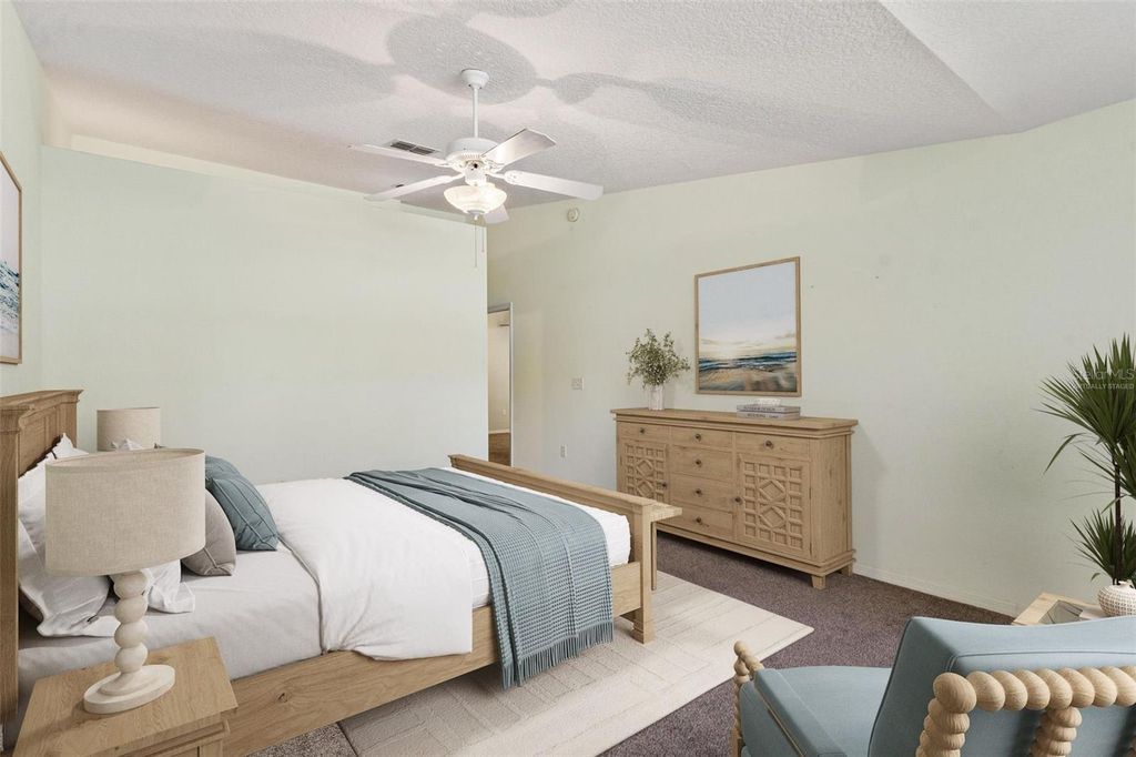 Image 24 of property listing at 911 BEVERLY HARBORS DRIVE 16, Leesburg, FL 34748