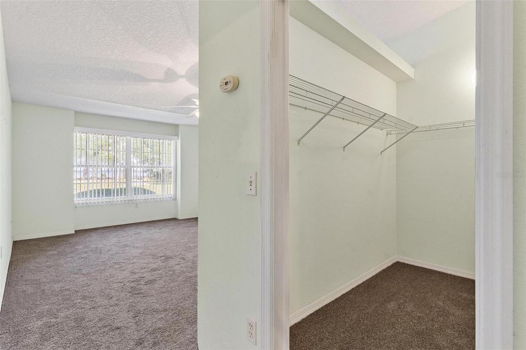 Image 29 of property listing at 911 BEVERLY HARBORS DRIVE 16, Leesburg, FL 34748