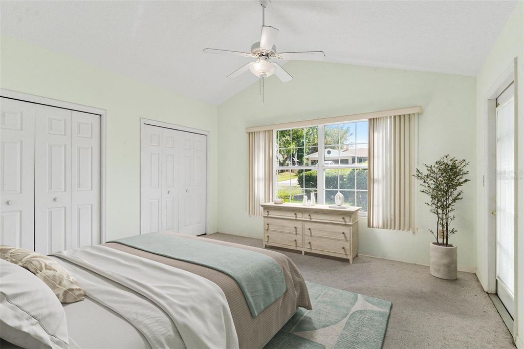 Image 36 of property listing at 911 BEVERLY HARBORS DRIVE 16, Leesburg, FL 34748