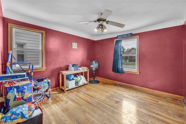 1403 Tuxedo Avenue, Parma, OH 44134